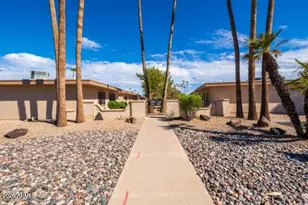 13817 N 111th Ave, Sun City, AZ 85351 - Photo 2