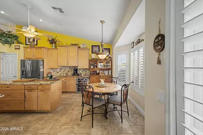 7134 E Lobo Avenue, Mesa, AZ 85209 - Photo 10