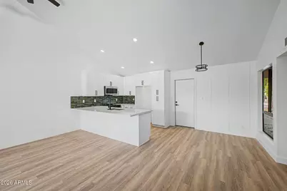 9471 E Laurel Lane, Scottsdale, AZ 85260 - Photo 4