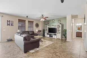 18049 W Ivy Ln, Surprise, AZ 85388 - Photo 14