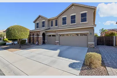 18049 W Ivy Lane, Surprise, AZ 85388 - Photo 2