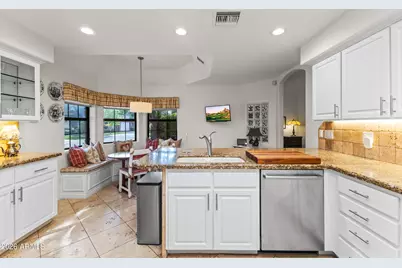 610 W Glenn Drive, Phoenix, AZ 85021 - Photo 8