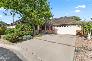 610 W Glenn Dr, Phoenix, AZ 85021 - Photo 1