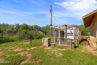 150 E Oak Street, Huachuca City, AZ 85616 - Photo 28
