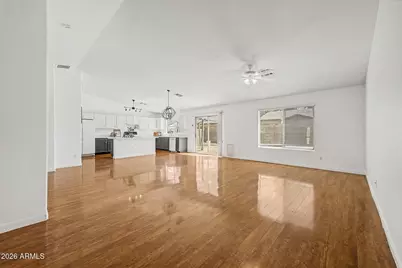 10521 W Virginia Avenue, Avondale, AZ 85392 - Photo 8