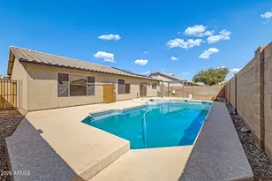 10521 W Virginia Ave, Avondale, AZ 85392 - Photo 6