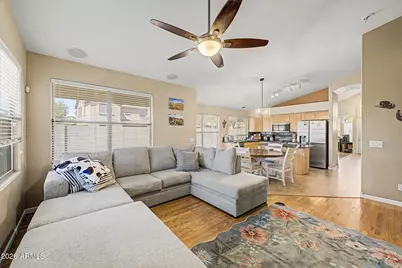 20922 N 38th Place, Phoenix, AZ 85050 - Photo 10