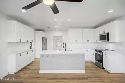 1004 W Manhatton Drive, Tempe, AZ 85282 - Photo 1