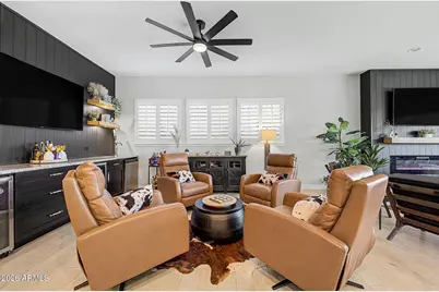 21251 W Hillcrest Boulevard, Buckeye, AZ 85396 - Photo 16