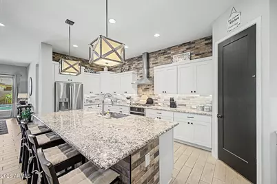 21251 W Hillcrest Boulevard, Buckeye, AZ 85396 - Photo 20