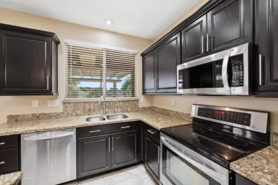 16361 W Willow Creek Lane, Surprise, AZ 85374 - Photo 10