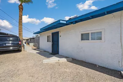 5206 W Ocotillo Road #Apt B, Glendale, AZ 85301 - Photo 1