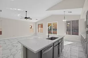 26413 N 65th Dr, Phoenix, AZ 85083 - Photo 10
