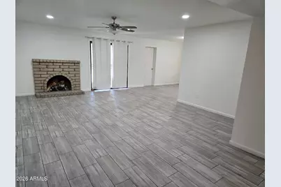 10202 N 45th Avenue, Glendale, AZ 85302 - Photo 2