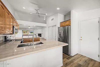 5674 E 3rd Avenue, Apache Junction, AZ 85119 - Photo 18
