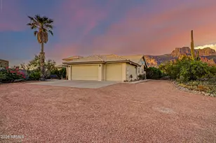 5674 E 3rd Ave, Apache Junction, AZ 85119 - Photo 2