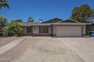 3236 S Kenwood Ln, Tempe, AZ 85282 - Photo 1