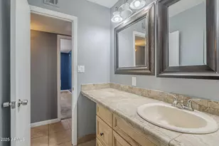 3236 S Kenwood Ln, Tempe, AZ 85282 - Photo 30