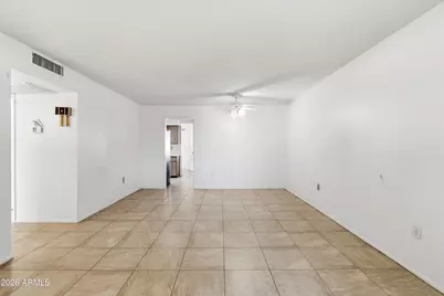 13811 N Garden Court Drive, Sun City, AZ 85351 - Photo 6