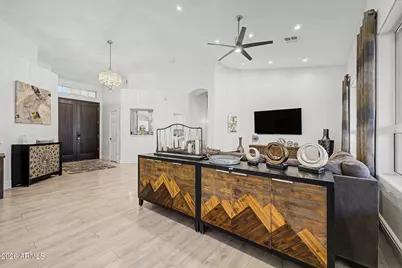 17237 N 52nd Street, Scottsdale, AZ 85254 - Photo 8