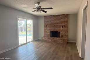 8334 N 57th Dr, Glendale, AZ 85302 - Photo 4