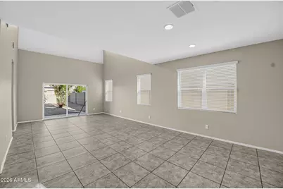 3021 S 78th Drive, Phoenix, AZ 85043 - Photo 2