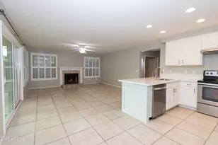 2388 S Sycamore Pl, Chandler, AZ 85286 - Photo 4