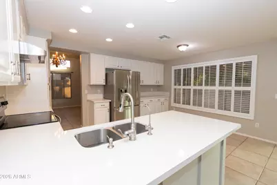 2388 S Sycamore Place, Chandler, AZ 85286 - Photo 6