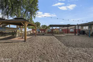 9425 N 63rd Dr, Glendale, AZ 85302 - Photo 24