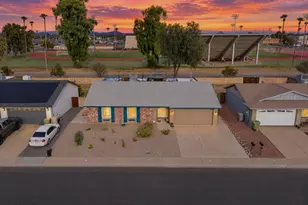 9425 N 63rd Dr, Glendale, AZ 85302 - Photo 1