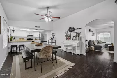 9425 N 63rd Drive, Glendale, AZ 85302 - Photo 6