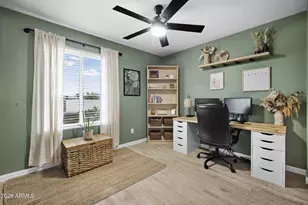 9425 N 63rd Dr, Glendale, AZ 85302 - Photo 16