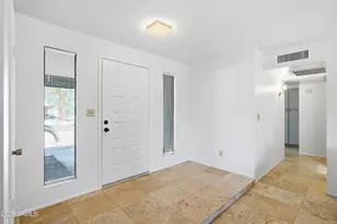 1029 W Carter Dr, Tempe, AZ 85282 - Photo 4