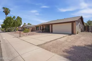 1029 W Carter Dr, Tempe, AZ 85282 - Photo 2