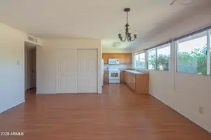 5210 W Monte Cristo Ave, Glendale, AZ 85306 - Photo 12