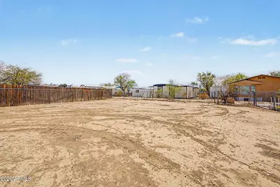 11049 W Sacate Drive, Arizona City, AZ 85123 - Photo 32