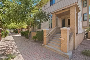 724 S Beck Ave, Tempe, AZ 85281 - Photo 2