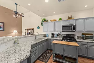 40 Northridge Cir, Wickenburg, AZ 85390 - Photo 2