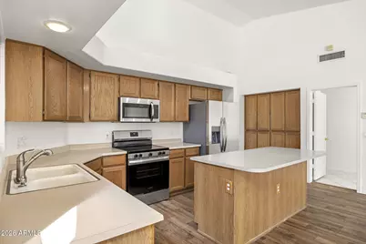 5769 W Ironwood Drive, Glendale, AZ 85302 - Photo 16