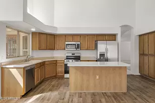5769 W Ironwood Dr, Glendale, AZ 85302 - Photo 14