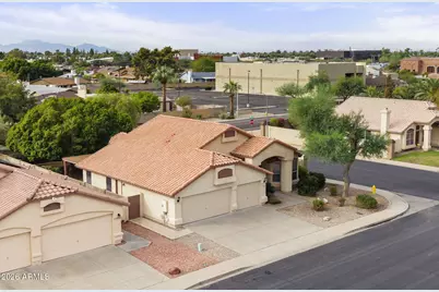 5769 W Ironwood Drive, Glendale, AZ 85302 - Photo 2