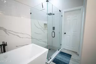 8270 N Hayden Rd, Scottsdale, AZ 85258 - Photo 18