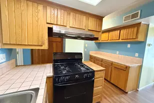 4640 W Cavalier Dr, Glendale, AZ 85301 - Photo 8