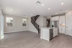 5835 E Rose Garden Ln, Phoenix, AZ 85054 - Photo 8