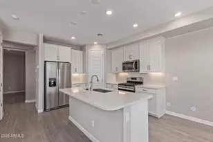 5835 E Rose Garden Ln, Phoenix, AZ 85054 - Photo 12