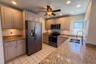 817 W Isabella Ave, Mesa, AZ 85210 - Photo 2