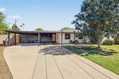 2221 N Laurel Avenue, Phoenix, AZ 85007 - Photo 2