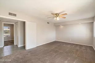 227 W Taro Ln, Phoenix, AZ 85027 - Photo 10