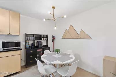 5525 E Thomas Road #R9, Phoenix, AZ 85018 - Photo 14