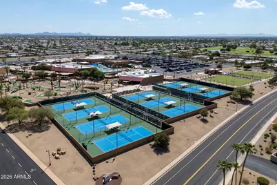 9213 W Briarwood Circle N, Sun City, AZ 85351 - Photo 32